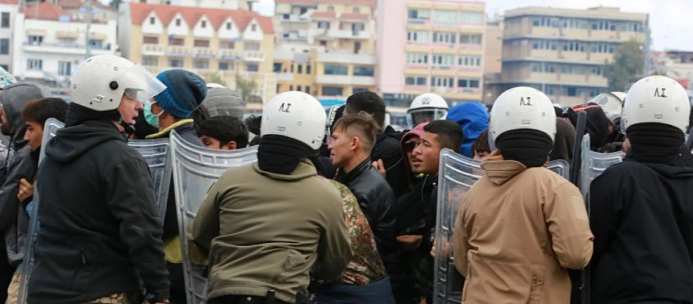 Κώστας Μουτζούρης: «Η κυβέρνηση απέρριψε την πρόταση για κήρυξη κατάστασης εκτάκτου ανάγκης στα νησιά»